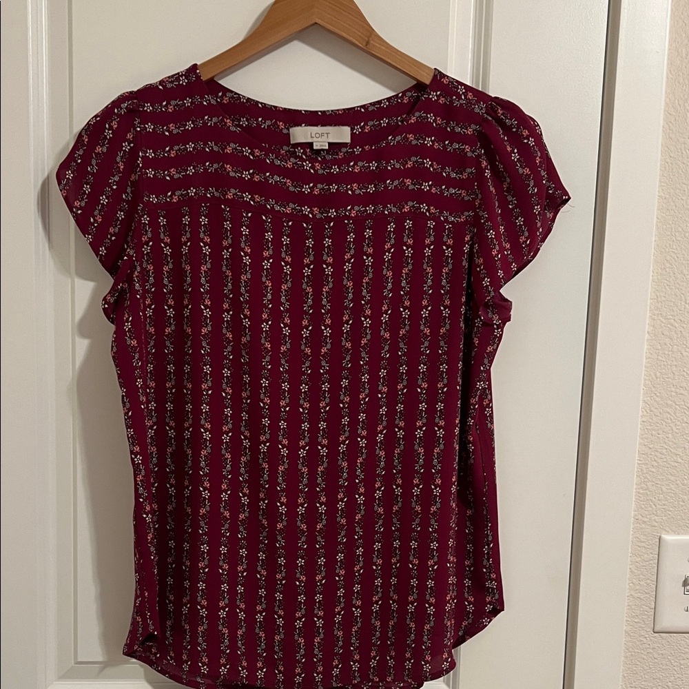 LOFT Maroon Floral Patterned Blouse